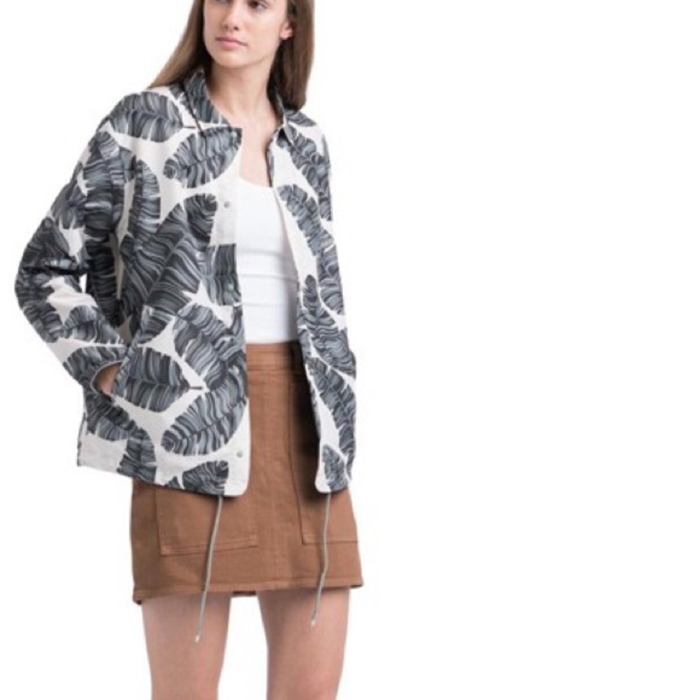 NWOT Herschel Voyage Coach’s Jacket